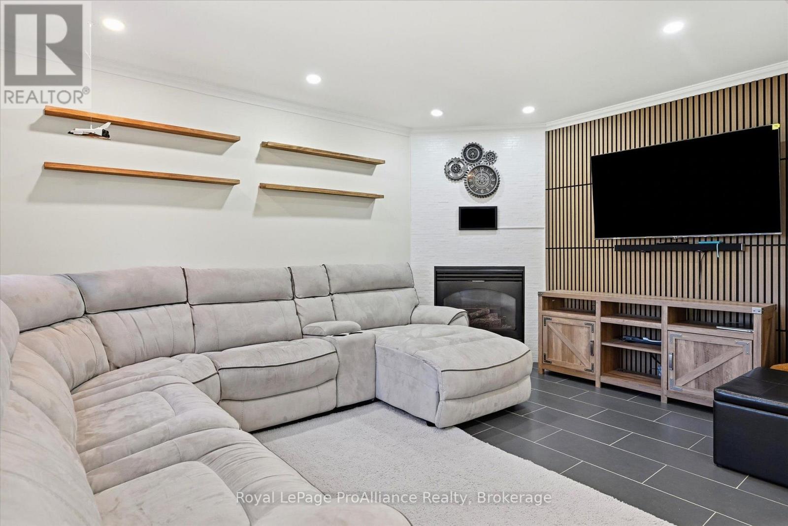 1316 Scollard Drive, Peterborough, Ontario  K9H 7K1 - Photo 16 - X14094302