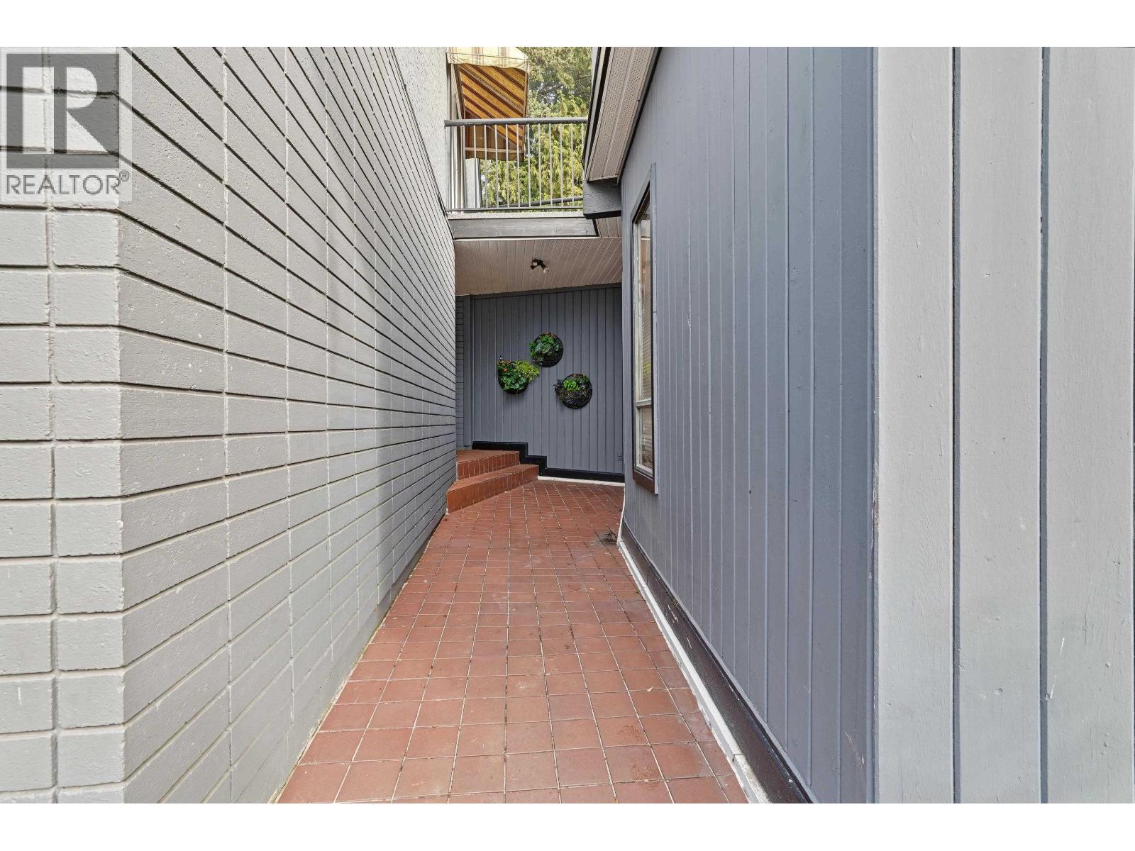 4927 Cedar Crescent, Delta, British Columbia  V4M 1J9 - Photo 4 - R3176458