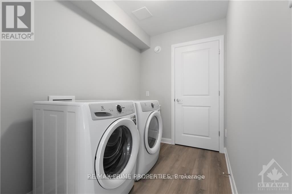818 Glissade Grove E, Ottawa, Ontario  K4A 5R5 - Photo 4 - X14094174