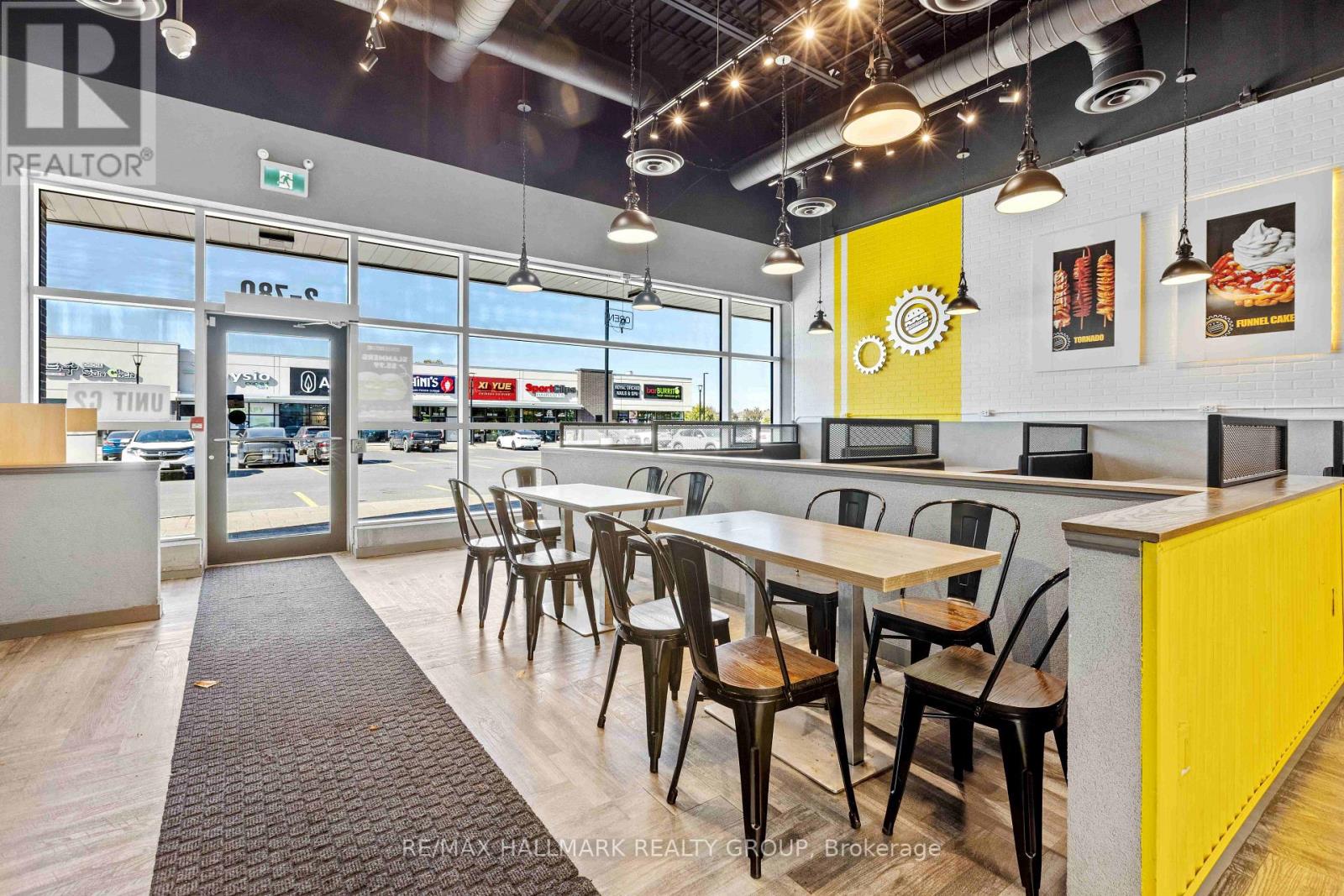 C2 - 780 Eagleson Road, Ottawa, Ontario  K2M 0N2 - Photo 2 - X14094322