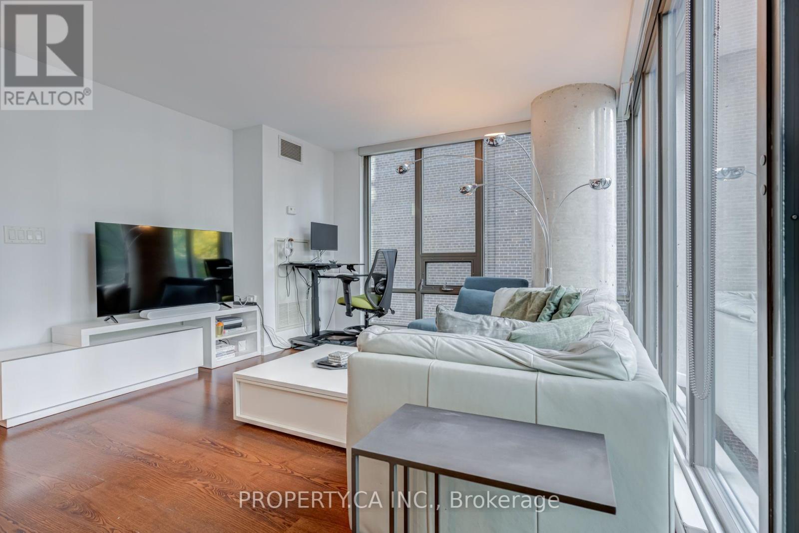 303 - 33 Lombard Street, Toronto, Ontario M5C 3H8 - Photo 10 - C14094294