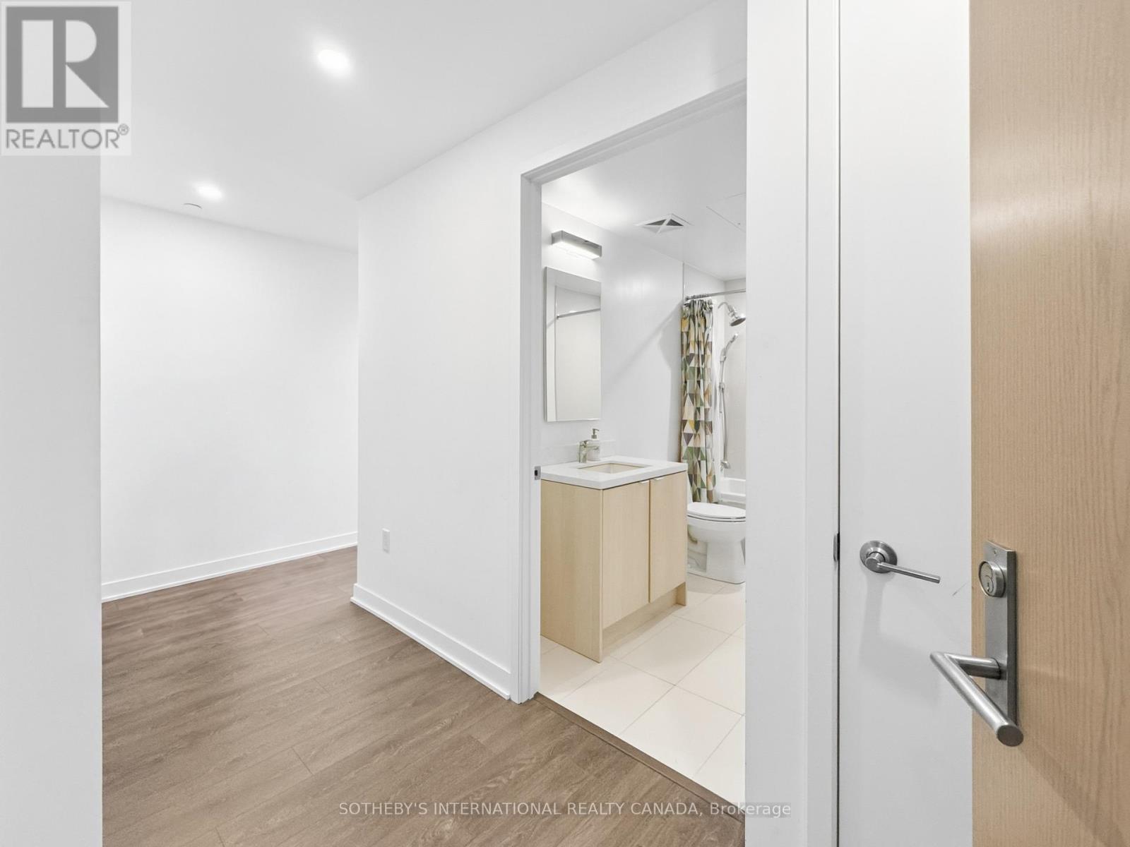 3208 - 125 Blue Jays Way, Toronto, Ontario  M5V 0N5 - Photo 8 - C14094314