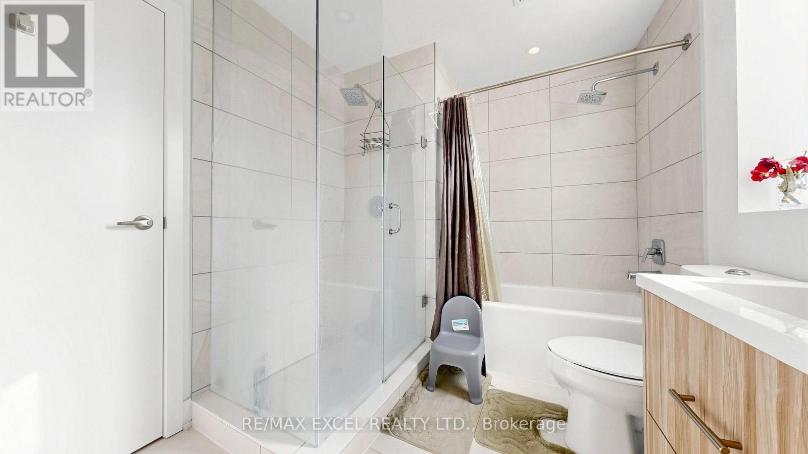 Th108 - 19 Allenbury Gardens, Toronto (Don Valley Village), Ontario  M2J 0G6 - Photo 28 - C14094332