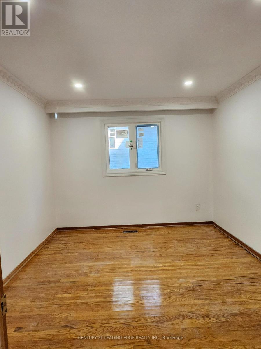 Main - 959 Huntingwood Drive S, Toronto, Ontario  M1S 1K3 - Photo 11 - E14094156