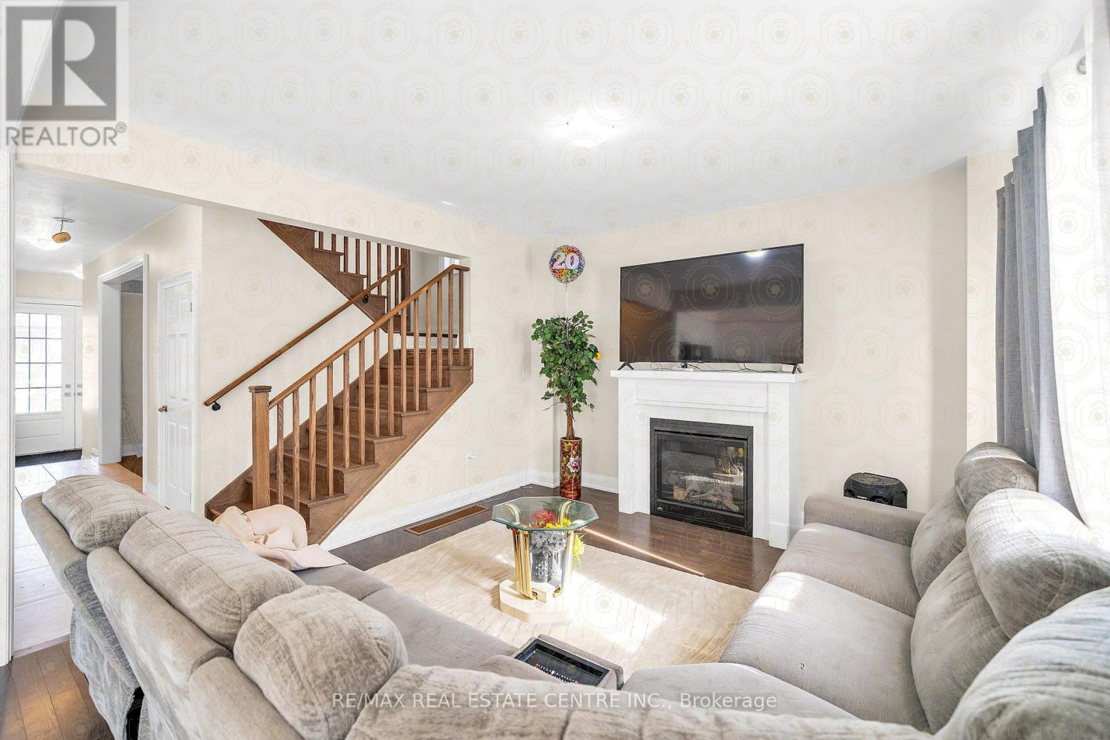 43 Northrop Avenue, Clarington, Ontario  L1B 0W6 - Photo 5 - E14094270