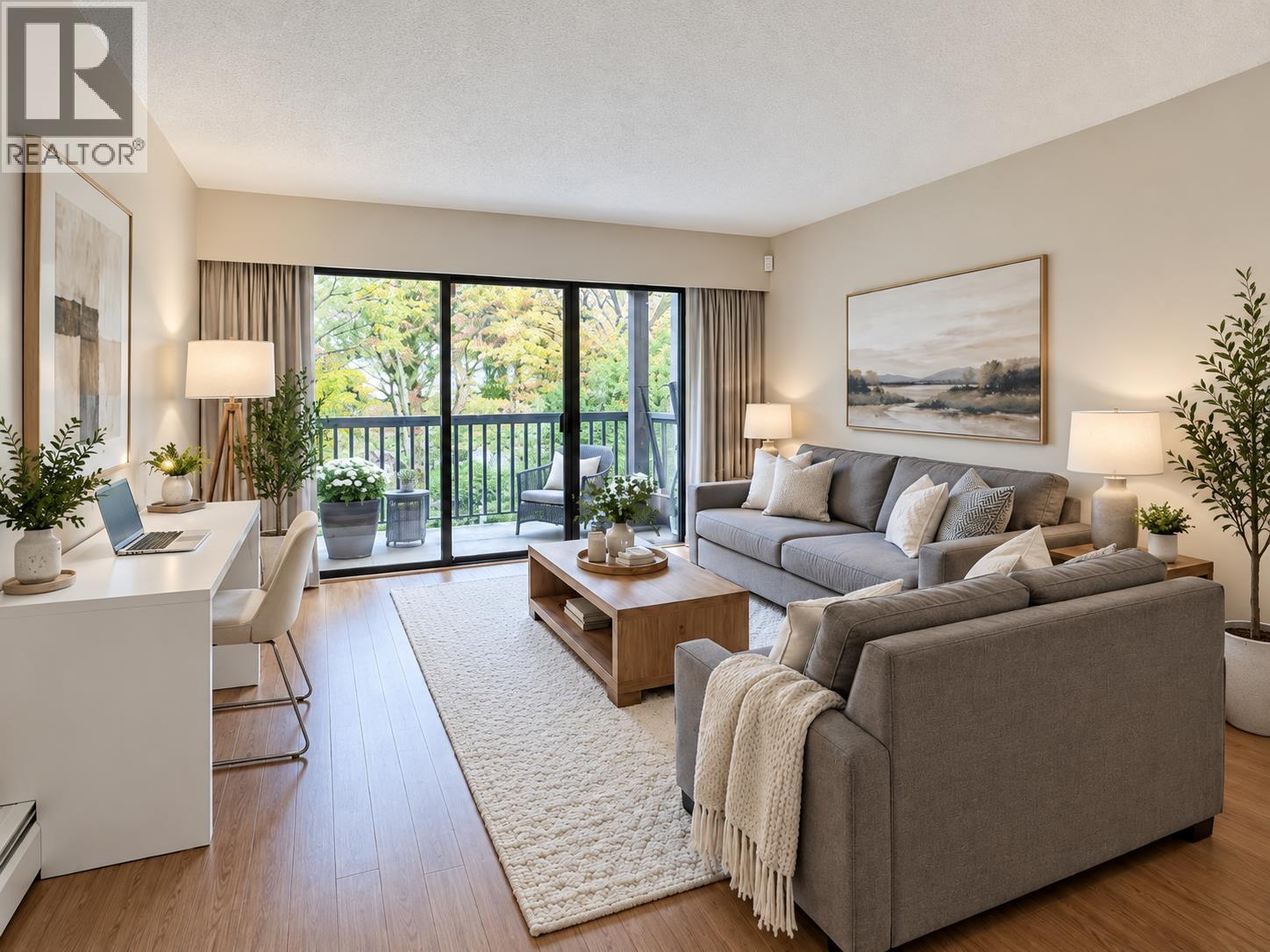 206 211 W 3RD STREET, north vancouver, British Columbia