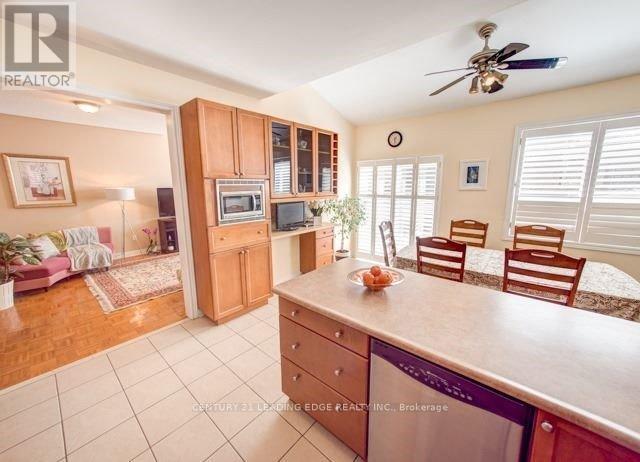 65 Earl Stewart Drive, Aurora, Ontario  L4G 7P4 - Photo 6 - N14094208