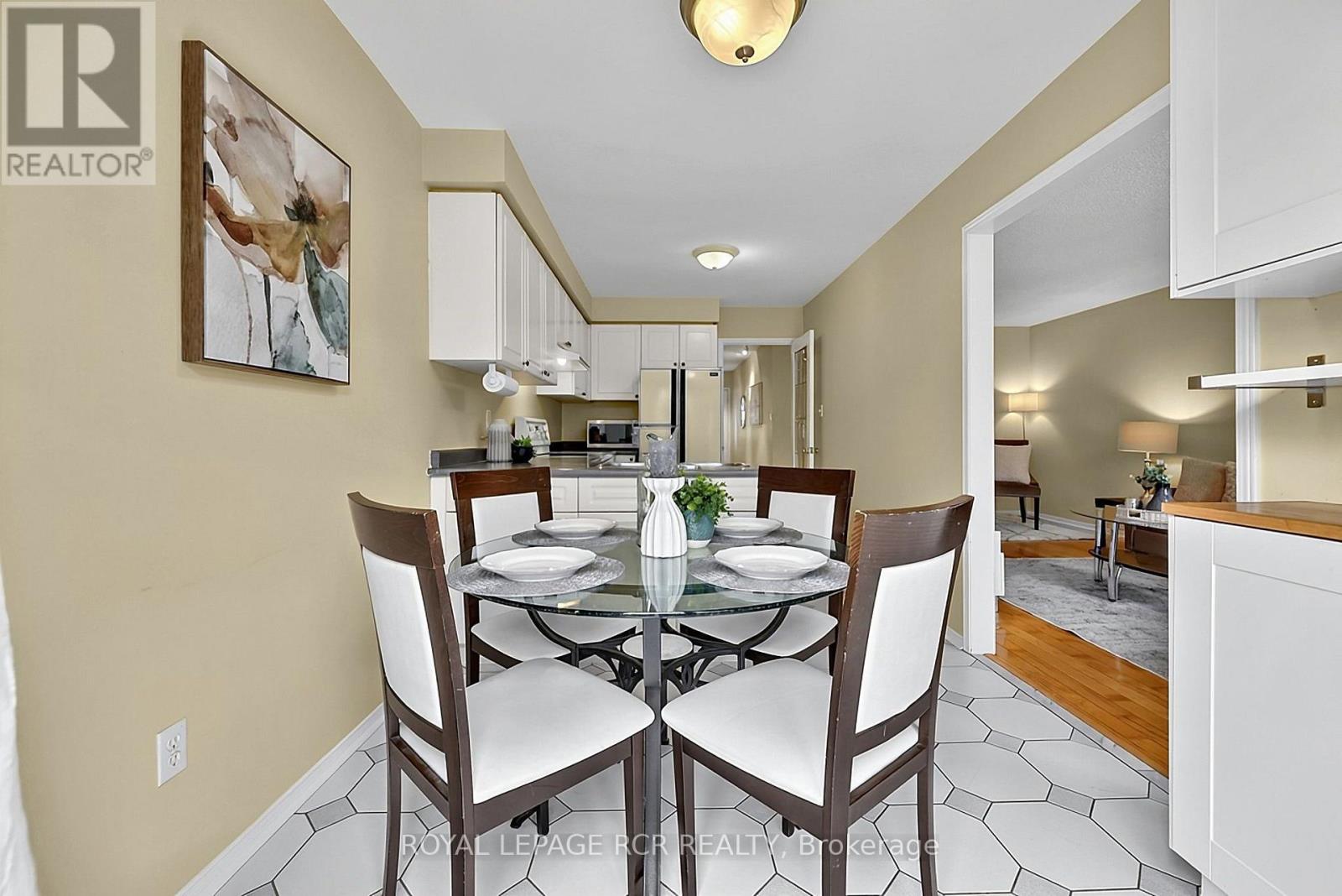 56 Oakridge Court, East Gwillimbury, Ontario  L9N 1M5 - Photo 17 - N14094216