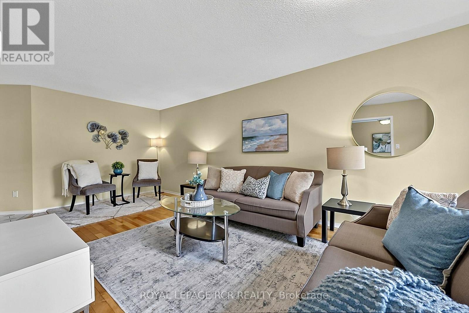 56 Oakridge Court, East Gwillimbury, Ontario  L9N 1M5 - Photo 18 - N14094216