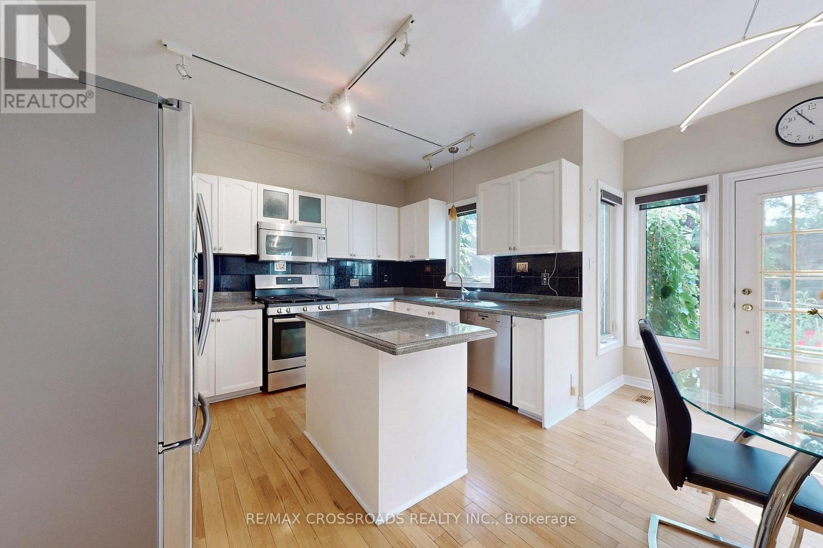 63 Baynards Lane, Richmond Hill, Ontario  L4C 9B6 - Photo 13 - N14094354
