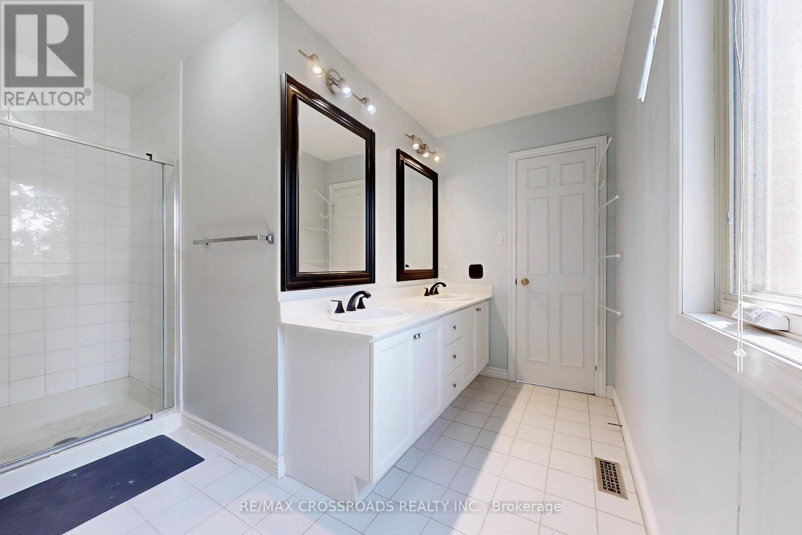 63 Baynards Lane, Richmond Hill, Ontario  L4C 9B6 - Photo 30 - N14094354