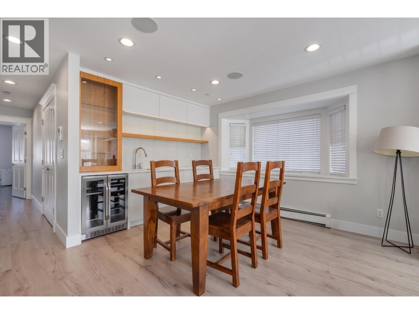 35 W 15TH AVENUE