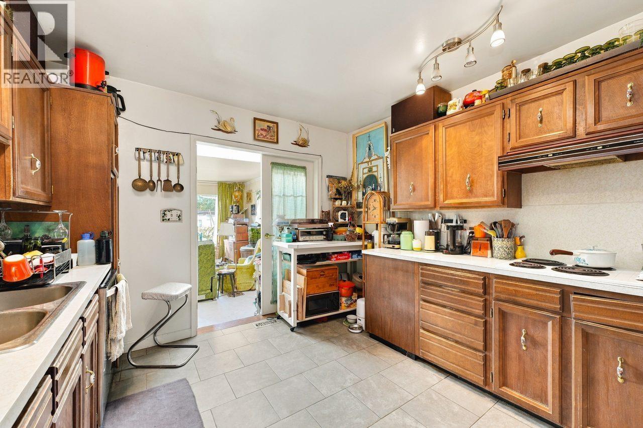 2214 E 4th Avenue, Vancouver, British Columbia  V5N 1K8 - Photo 17 - R3176486