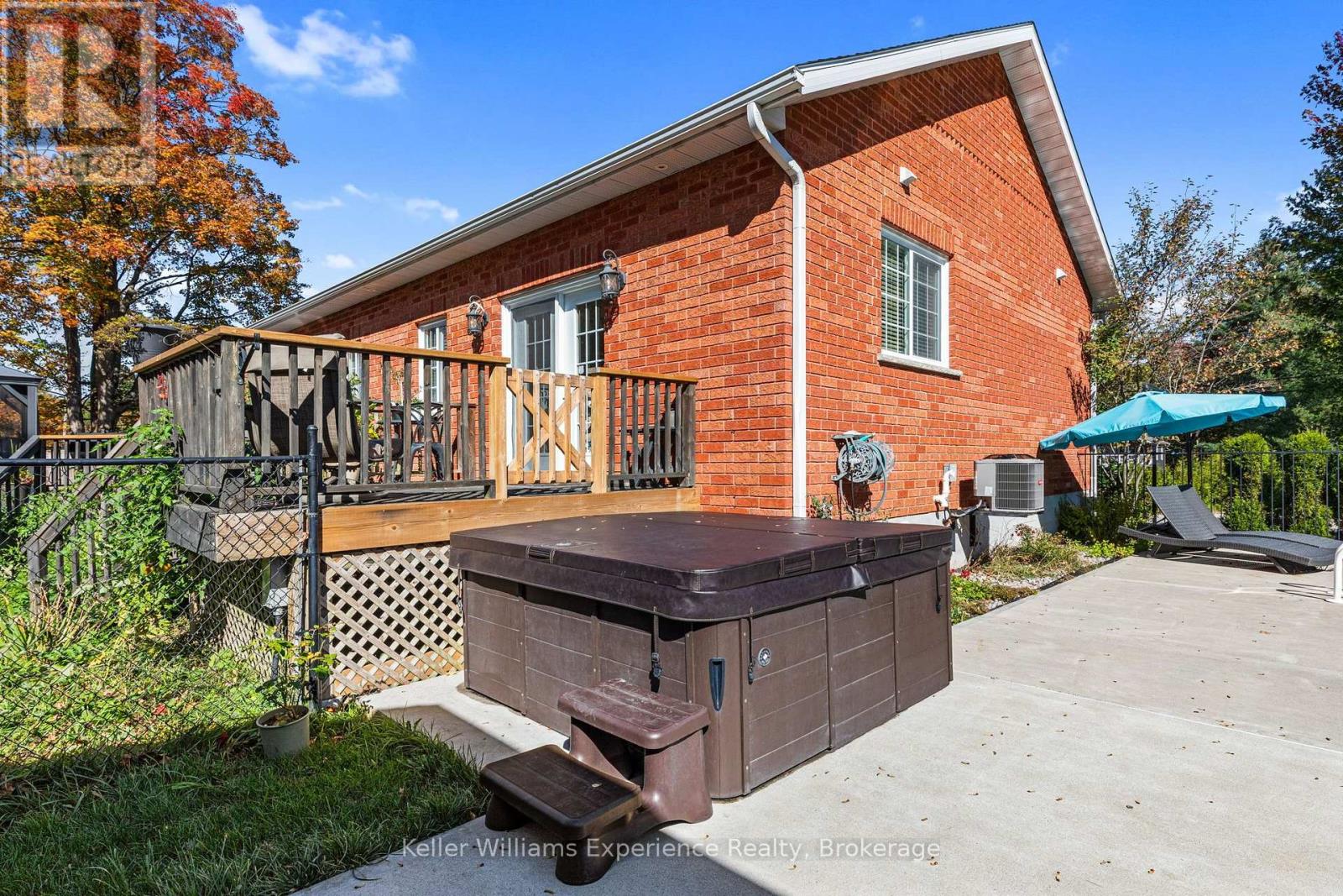 8 West Street, Penetanguishene, Ontario  L9M 1R4 - Photo 25 - S14094154