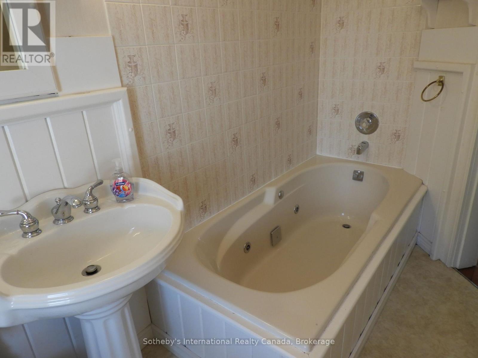 77 Fourth Street W, Collingwood, Ontario  L9Y 1R5 - Photo 22 - S14094204