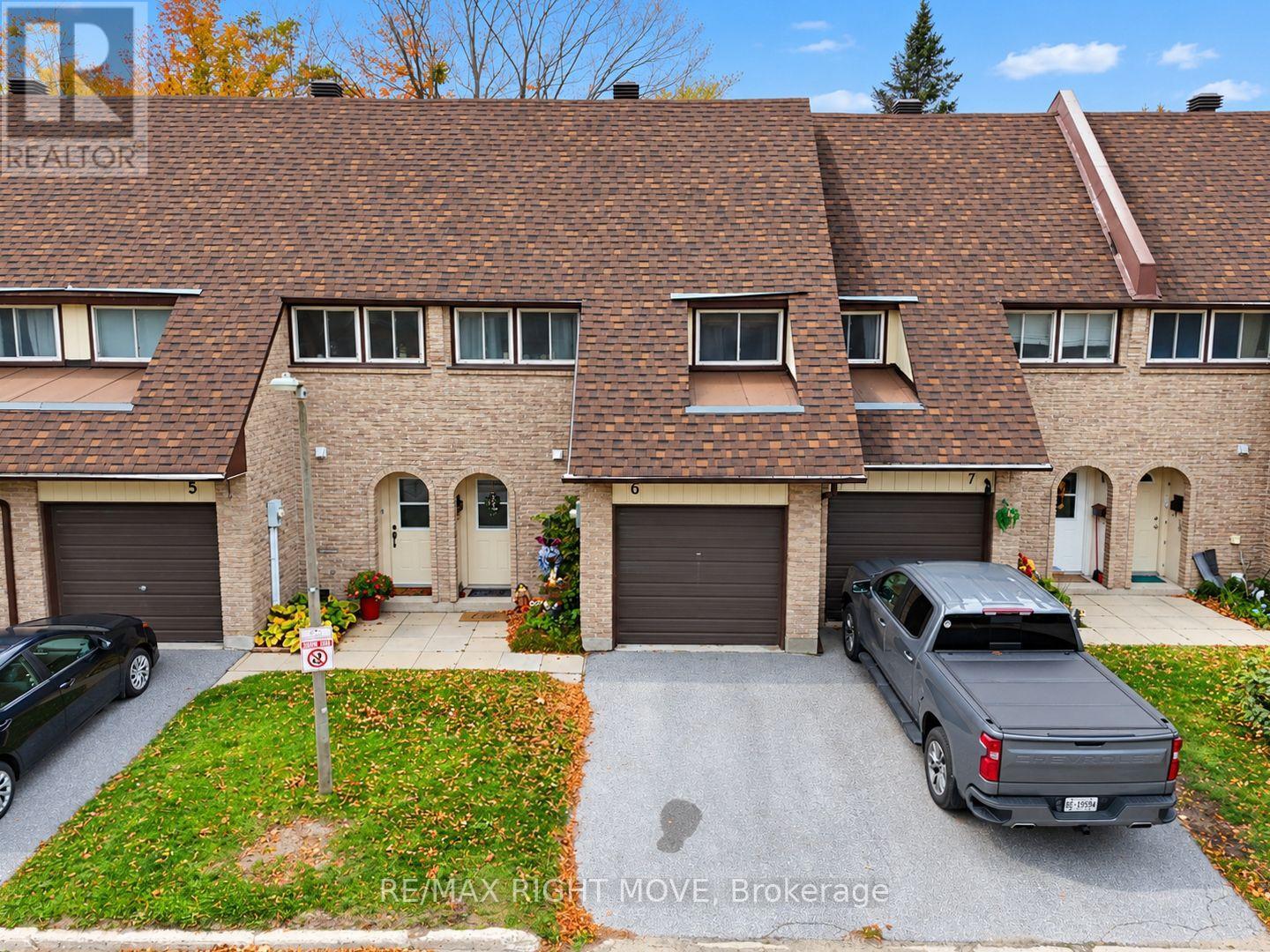 6 - 67 Fittons Road E, Orillia, Ontario  L3V 2J2 - Photo 2 - S14094144