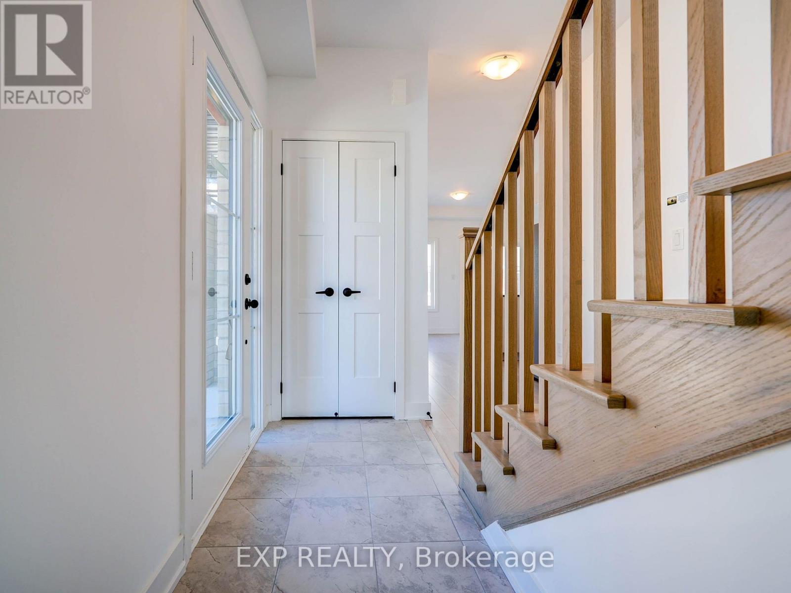 30 Wheatfield Road, Barrie (Innis-Shore), Ontario  L9J 0T8 - Photo 15 - S14094200