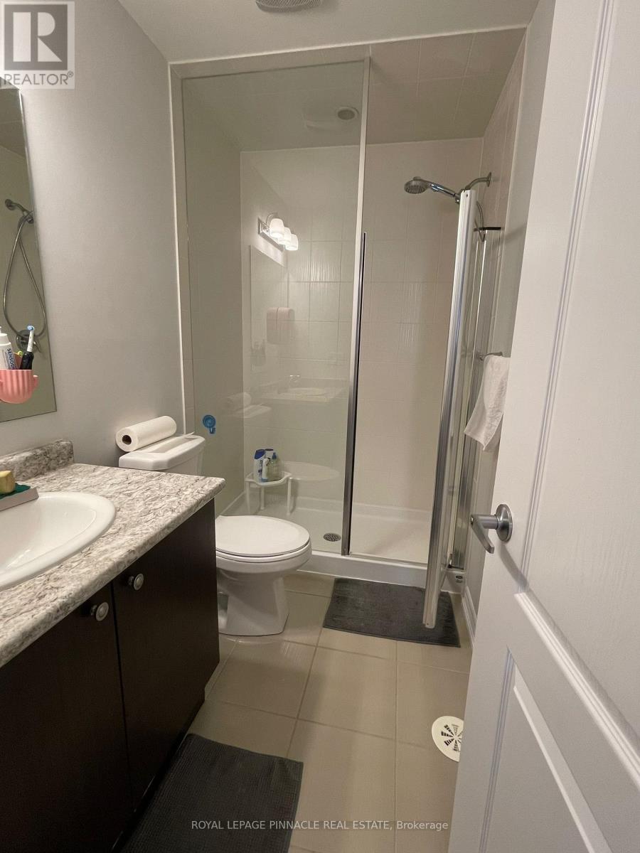 3038 Postridge Drive, Oakville, Ontario  L6L 0R9 - Photo 2 - W14094142