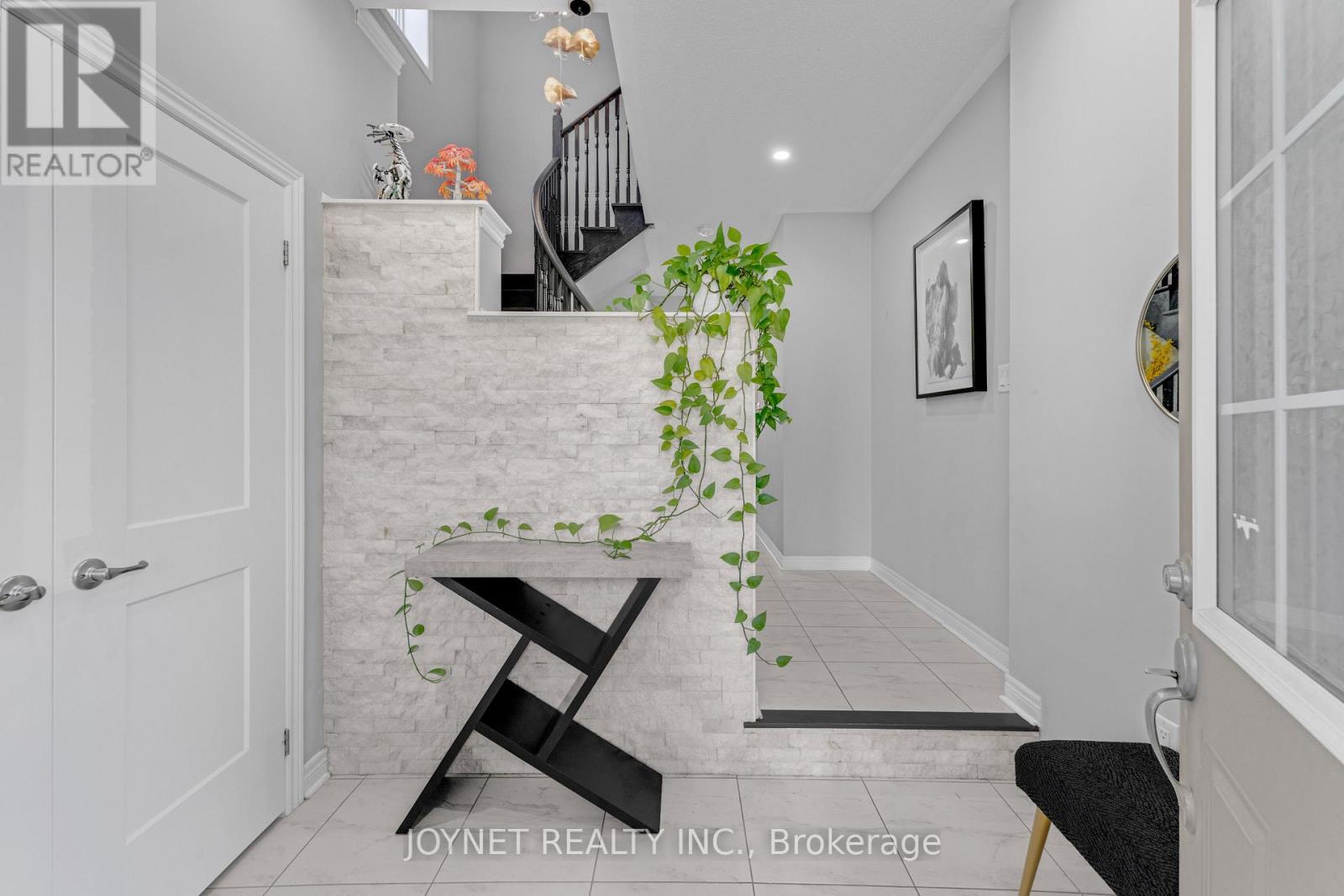 3303 Jacob Way, Oakville, Ontario  L6M 5J9 - Photo 6 - W14094176