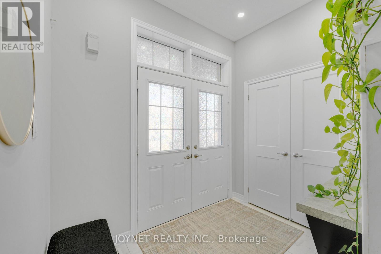 3303 Jacob Way, Oakville, Ontario  L6M 5J9 - Photo 7 - W14094176