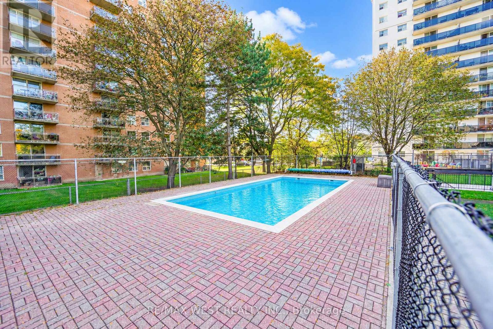 406 - 1100 Caven Street, Mississauga, Ontario  L5G 4N3 - Photo 16 - W14094220