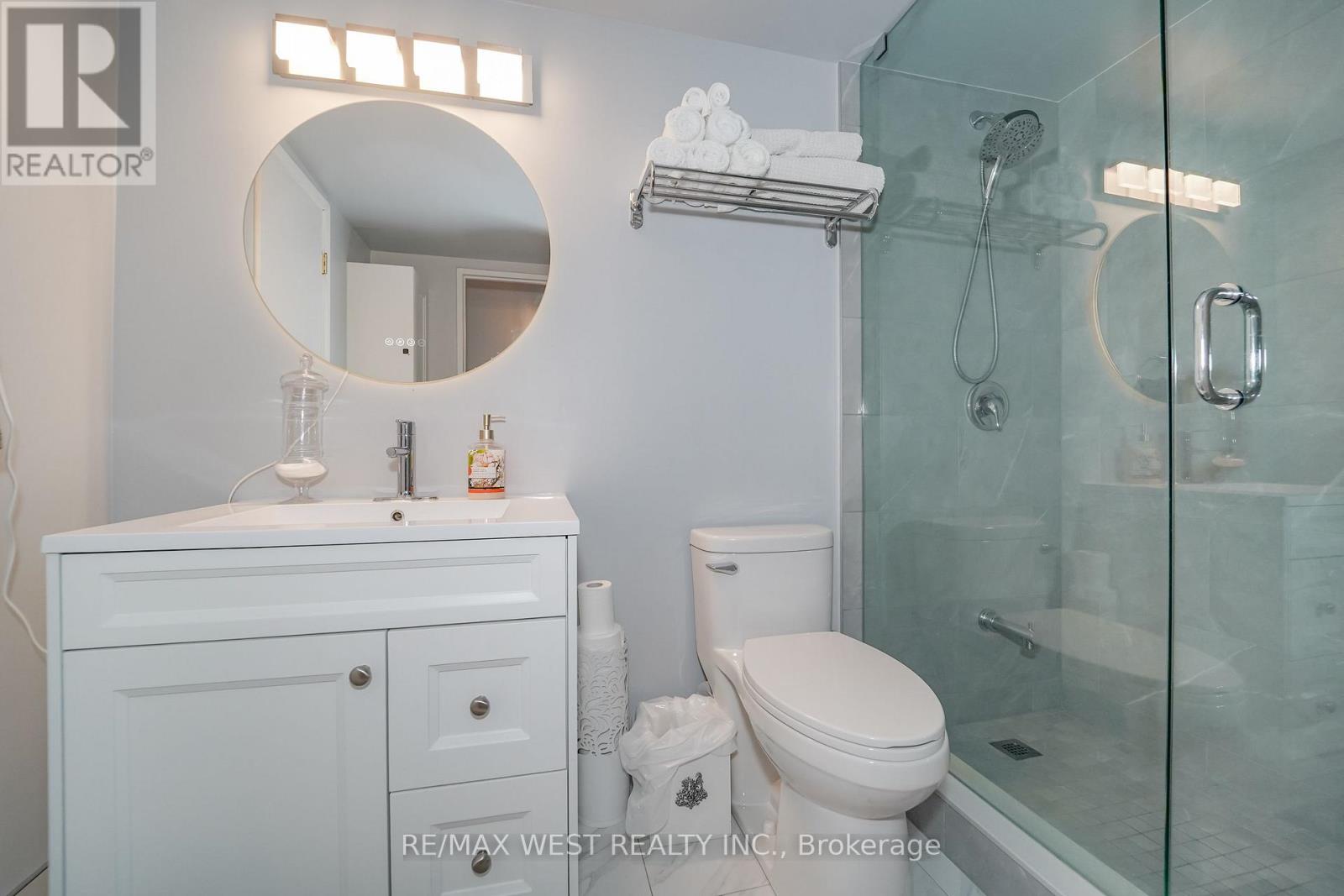 406 - 1100 Caven Street, Mississauga, Ontario  L5G 4N3 - Photo 8 - W14094220