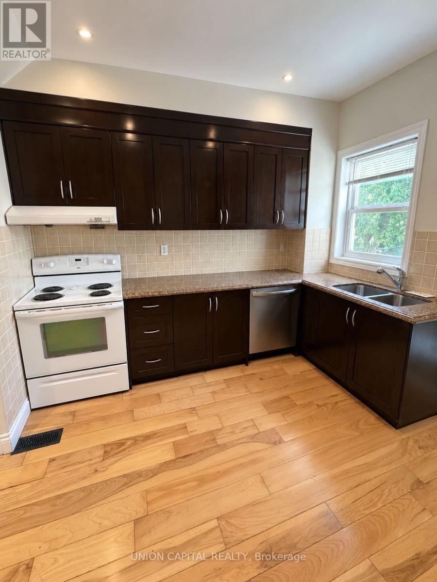 Main - 84 Runnymede Road, Toronto, Ontario M6S 2Y3 - Photo 2 - W14094298