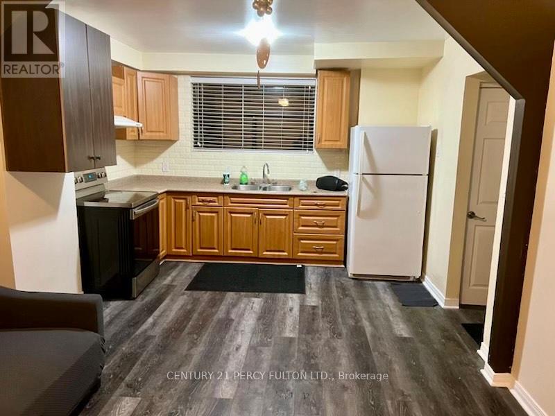 2 - 952 Scarlett Road, Toronto, Ontario  M9P 2V6 - Photo 3 - W14094364