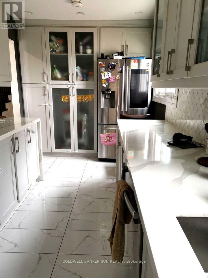 1 - 150 Murray Street, Brampton, Ontario  L6X 2S4 - Photo 2 - W14094374