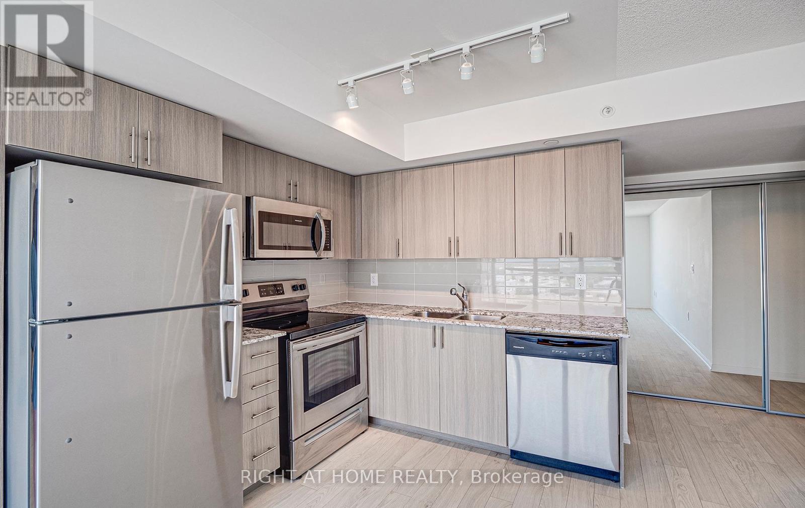 1203 - 3091 Dufferin Street, Toronto, Ontario  M6A 0C4 - Photo 10 - W14094376