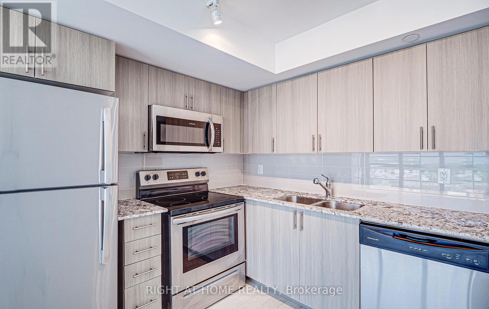 1203 - 3091 Dufferin Street, Toronto, Ontario  M6A 0C4 - Photo 12 - W14094376