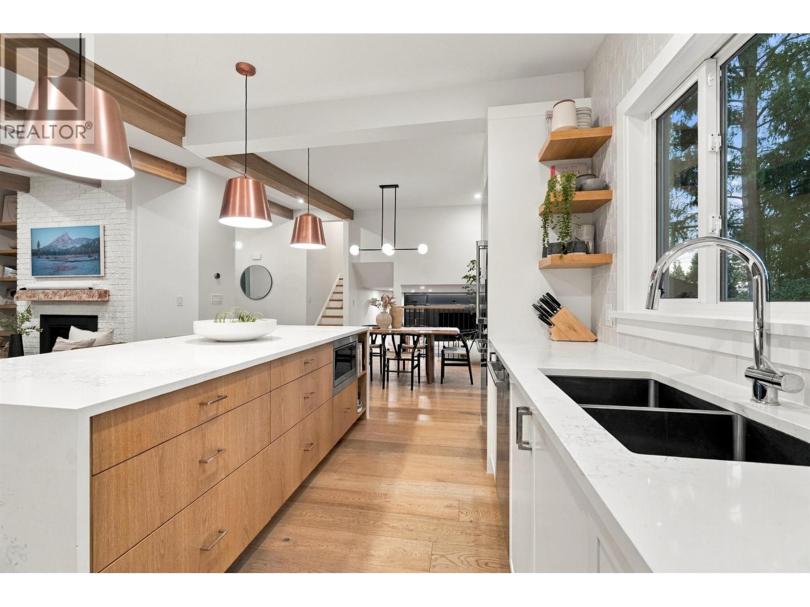 2957 Starlight Way, Coquitlam, British Columbia  V3C 3P4 - Photo 4 - R3176474