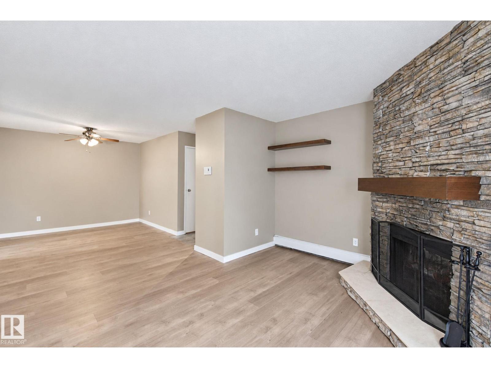 #101 340 Woodbridge WY