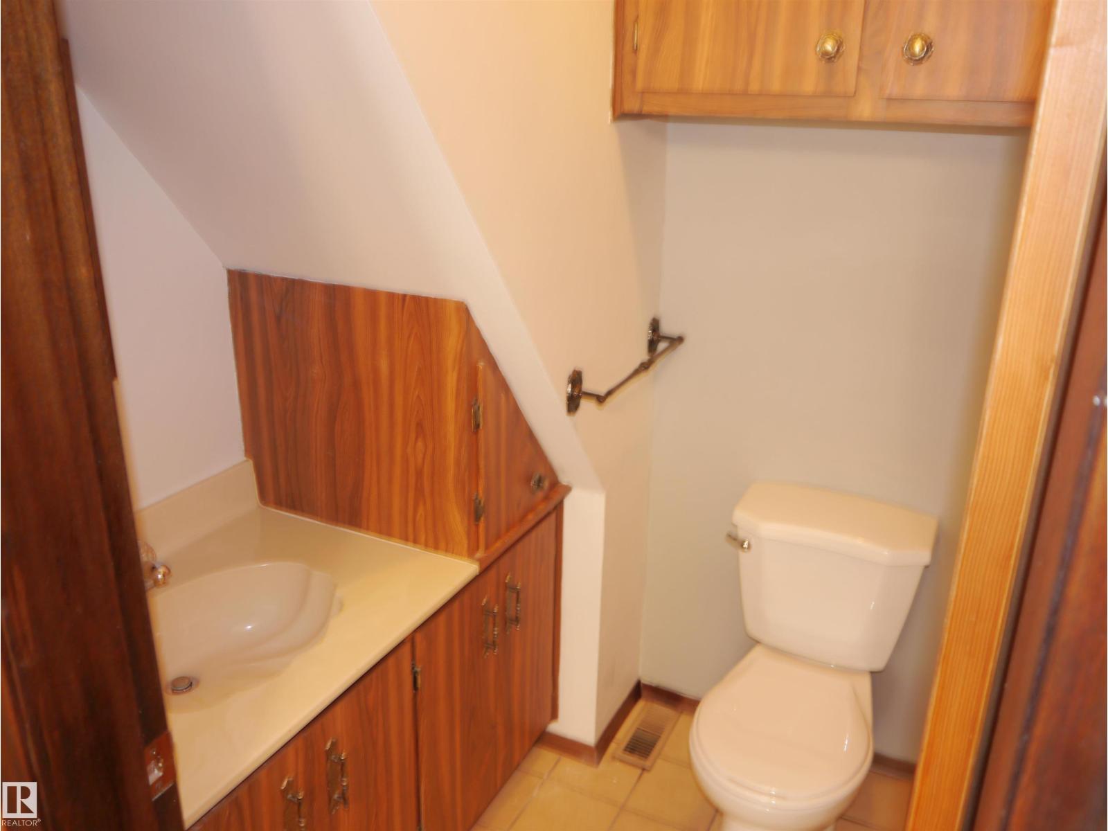 4907 & 4911 47 Av, Stony Plain, Alberta  T7Z 1L7 - Photo 6 - E4418835