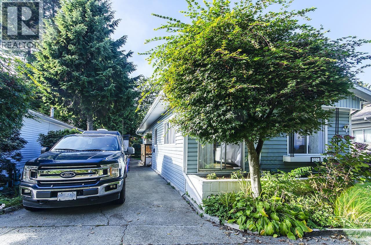 227 Tomahawk Avenue, West Vancouver, British Columbia V7P 1C4 - Photo 20 - R3173968