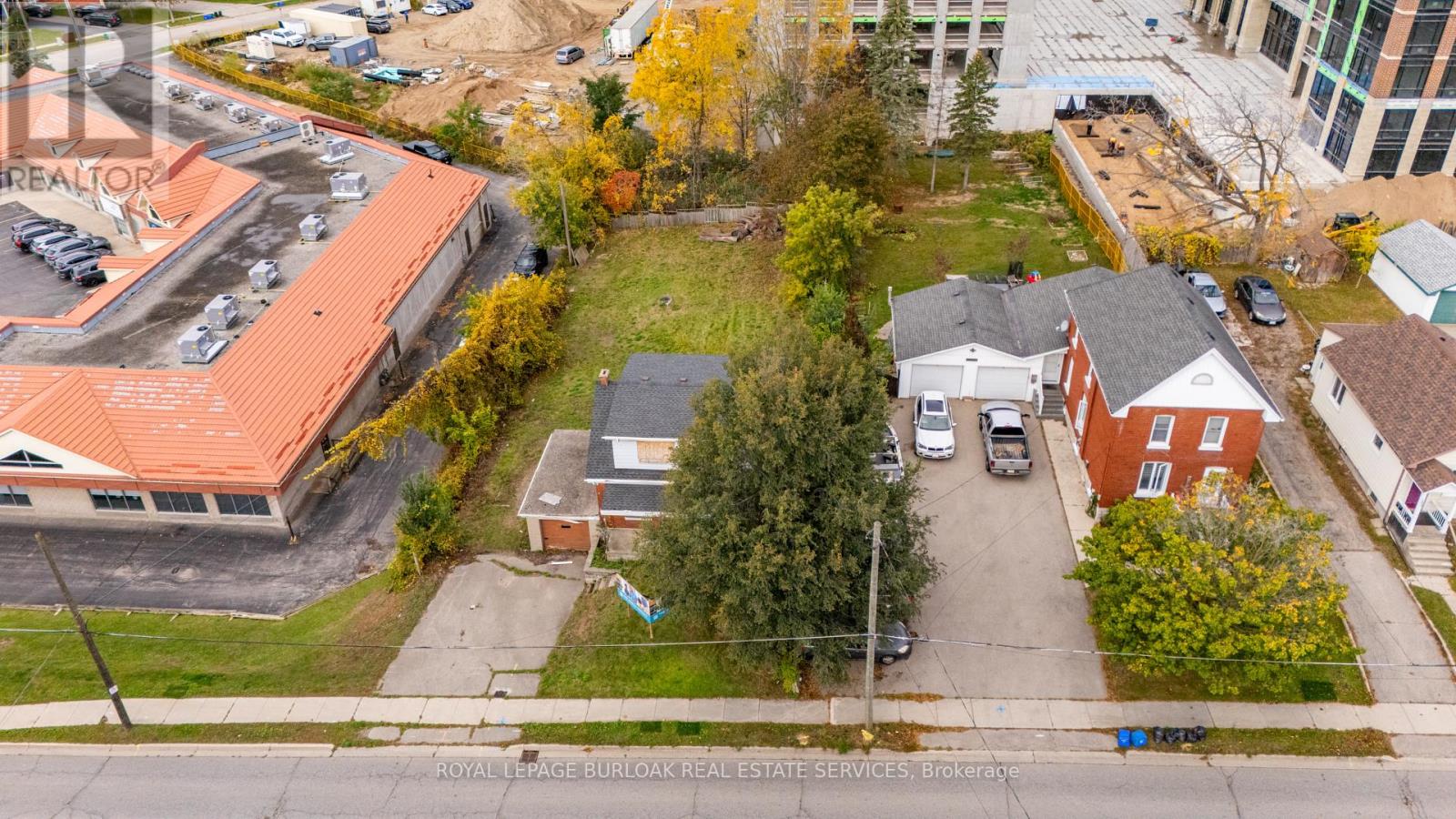 342-346 West Street, Brantford, Ontario  N3R 3V7 - Photo 3 - X14094202