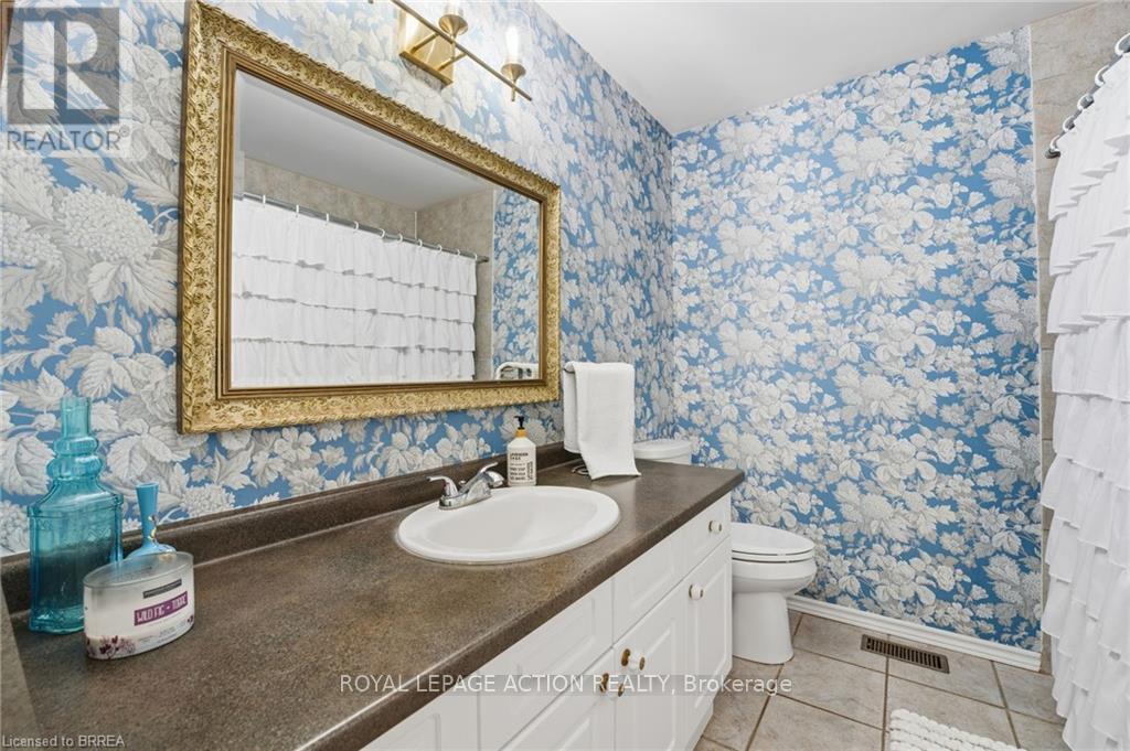 14 Dunton Lane, Brant, Ontario N3L 4E2 - Photo 15 - X14094210