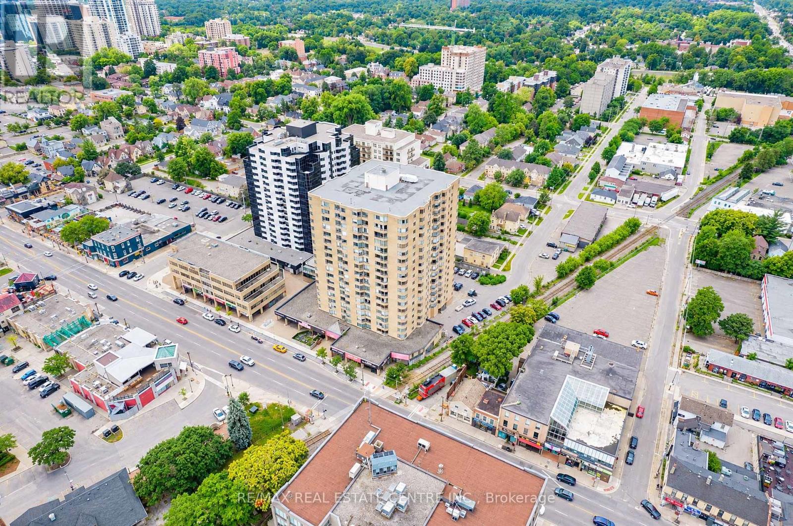 210 - 695 Richmond Street, London East, Ontario  N6A 5M8 - Photo 4 - X14094228