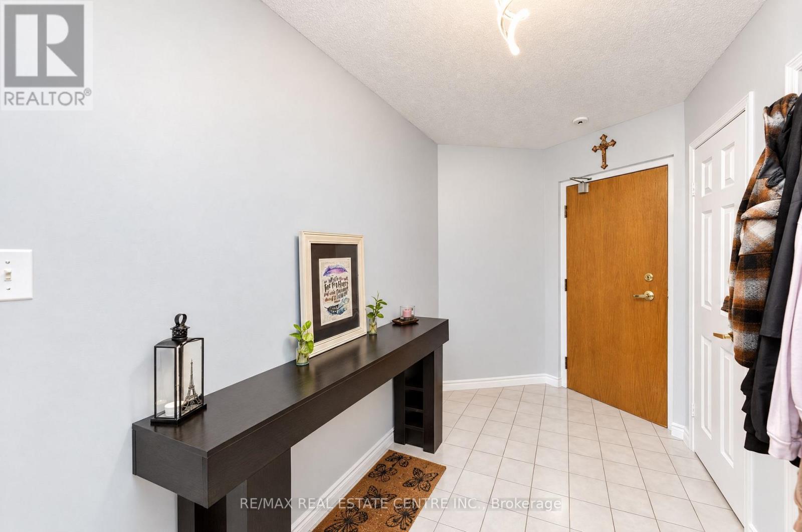 210 - 695 Richmond Street, London East, Ontario  N6A 5M8 - Photo 8 - X14094228