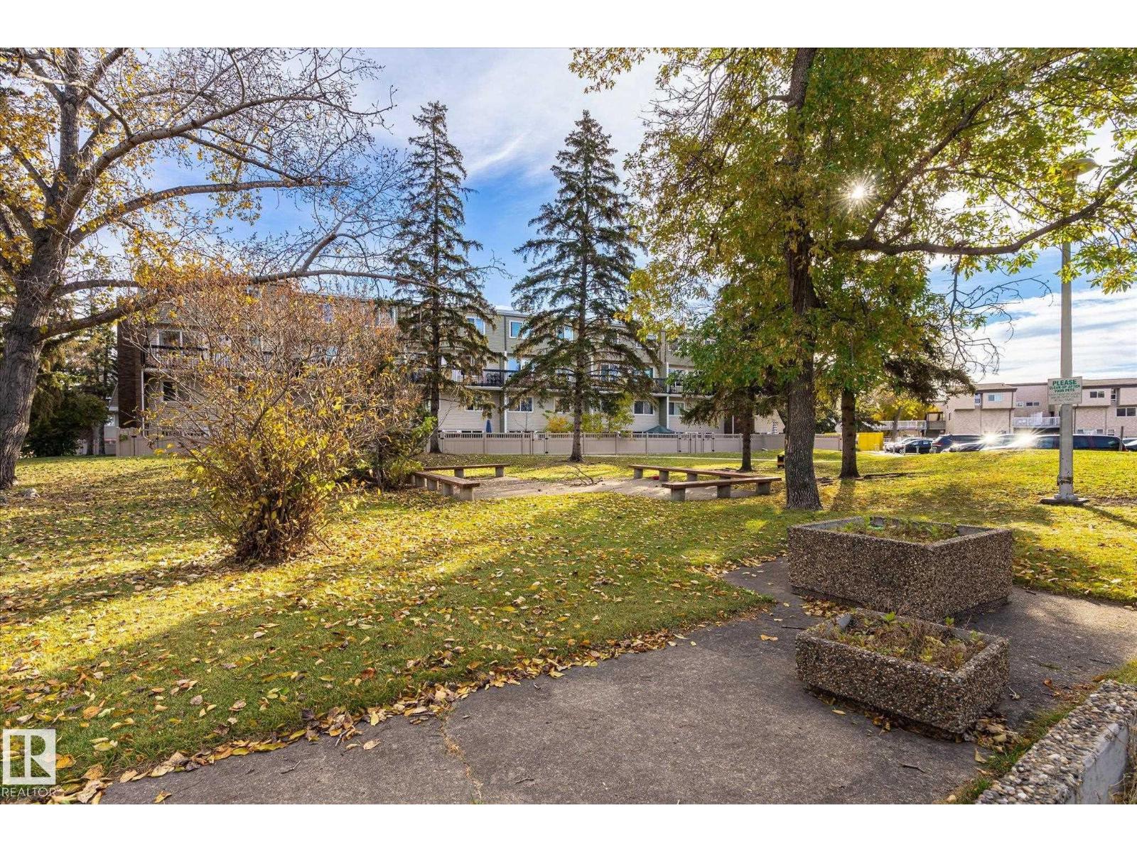 #104 7805 159 ST NW