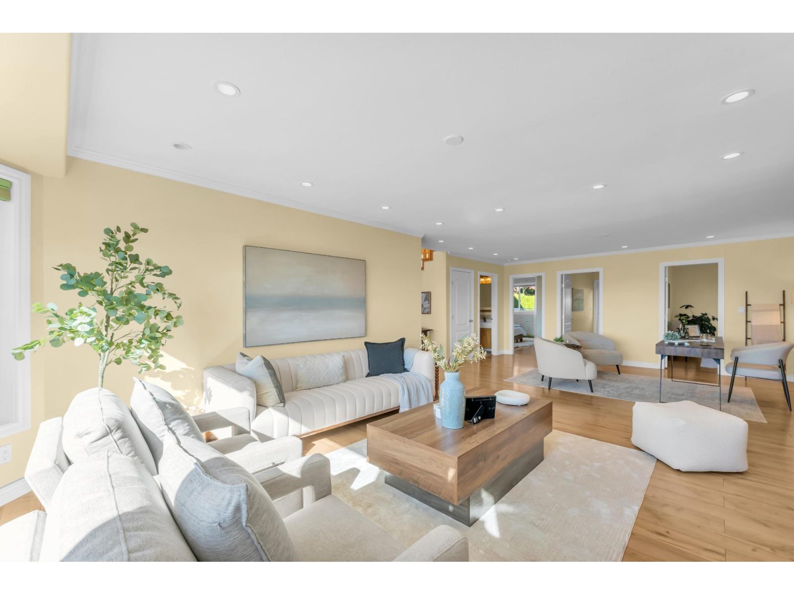 15535 Cliff Avenue, White Rock, British Columbia  V4B 1V8 - Photo 12 - R3176507