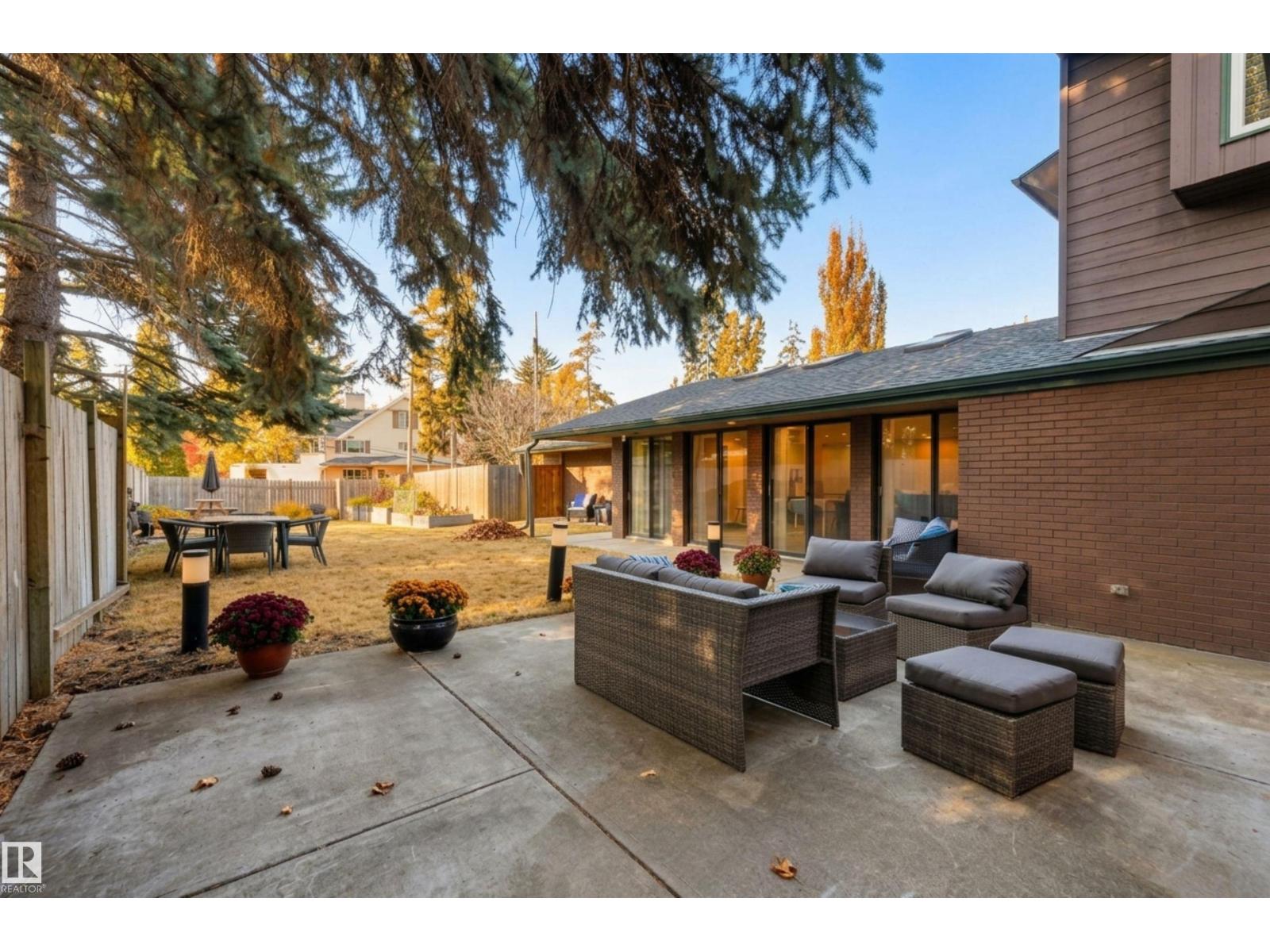 9130 118 ST NW