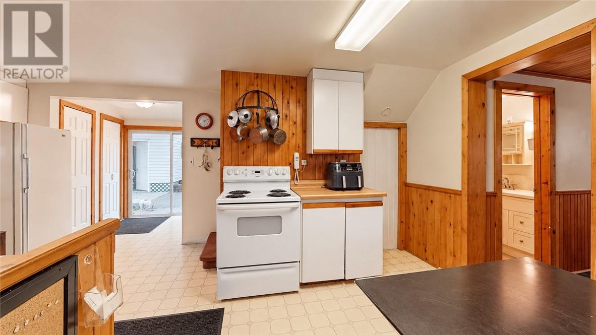 17a Silver Bay Road, Mindemoya, Ontario  P0P 1S0 - Photo 15 - 2130972