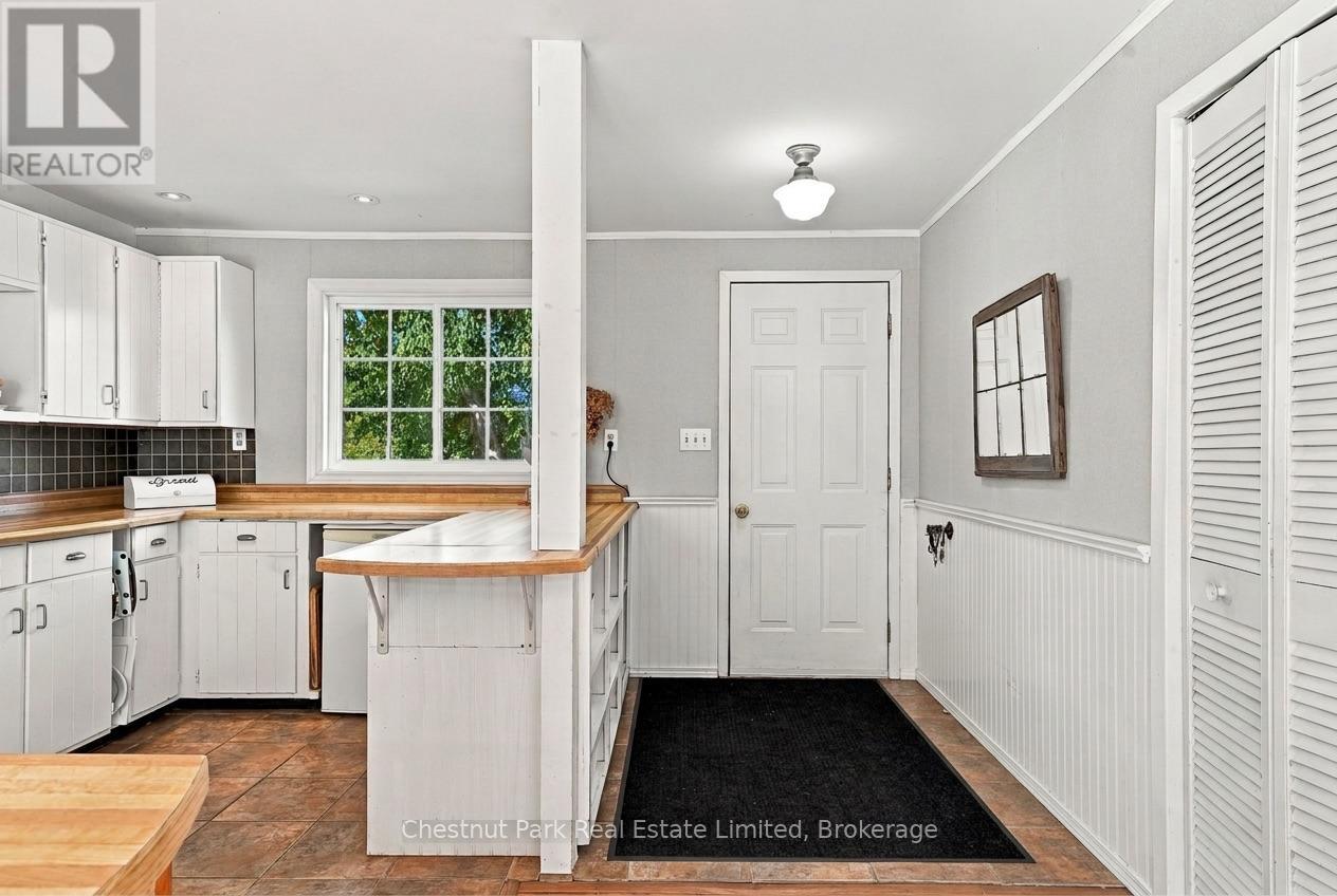 265 Ridge Road, Prince Edward County, Ontario  K0K 2T0 - Photo 9 - X14094524