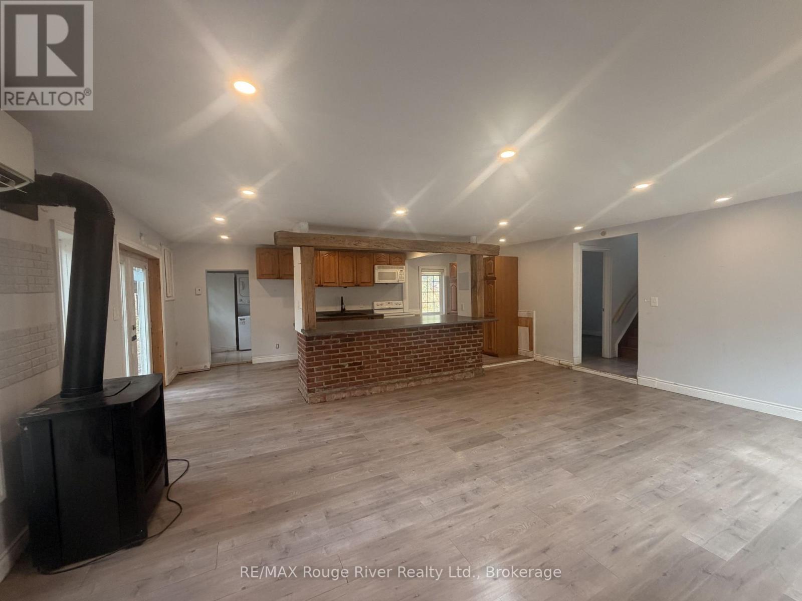 11 Edgewood Drive, Kawartha Lakes, Ontario  K0M 1N0 - Photo 10 - X14094544