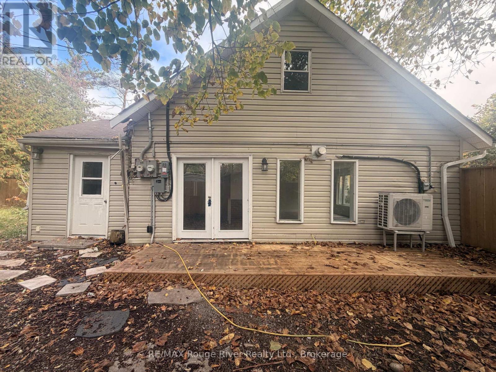 11 Edgewood Drive, Kawartha Lakes, Ontario  K0M 1N0 - Photo 9 - X14094544