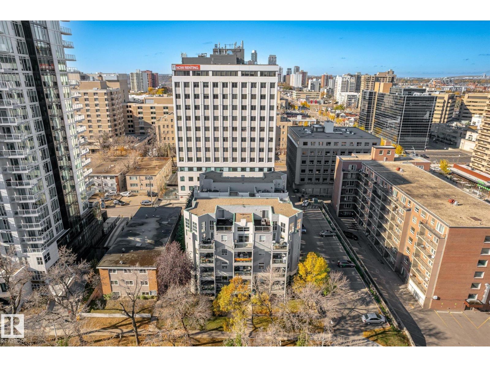 #403 10046 110 ST NW