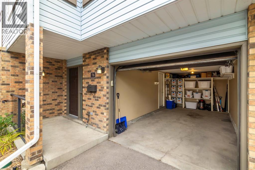 76 Coachway Gardens Sw, Calgary, Alberta  T3H 2V9 - Photo 31 - A2349465