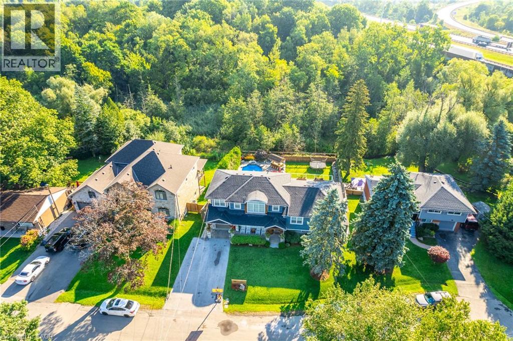 381 WOODWORTH Court, Ancaster, Ontario