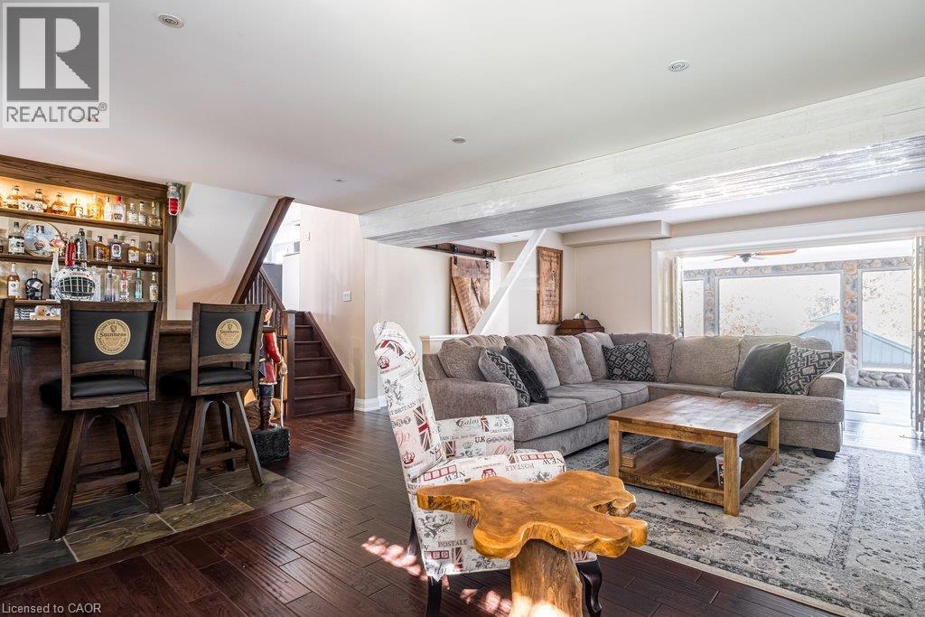 381 Woodworth Court, Ancaster, Ontario  L9G 2N2 - Photo 33 - 40866674